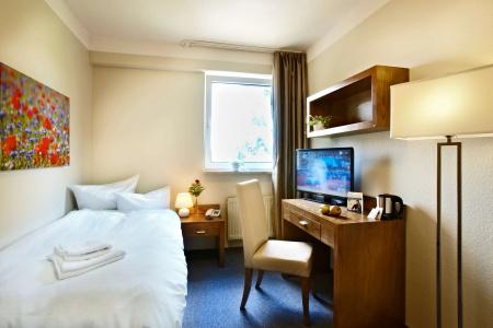 Königstein Kiel by Tulip Inn - 37