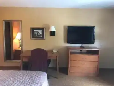 Fairview Inn Airport - 6
