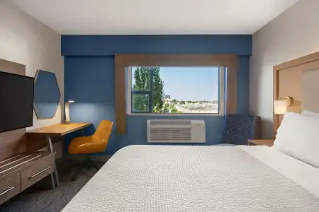 Holiday Inn Express Vancouver Airport - Richmond by IHG - 2