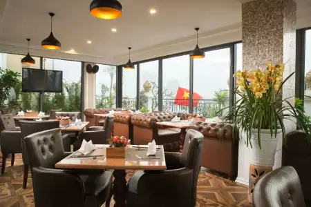 Trang Trang Premium - 18