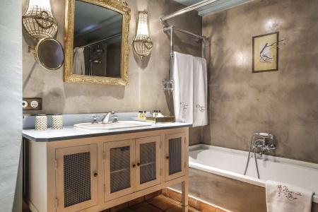 Hacienda de Abajo - Adults Only - 8