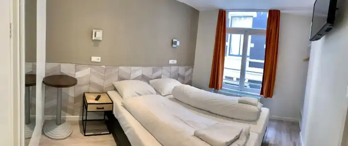 Damrak Inn - 49