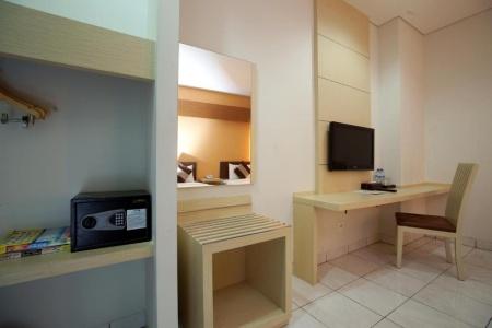 88 - Mangga Besar VIII Jakarta by WH - 40