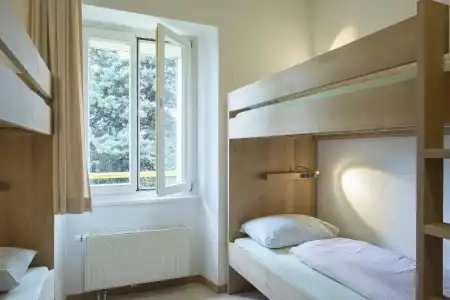 Youth Hostel Montreux - 10