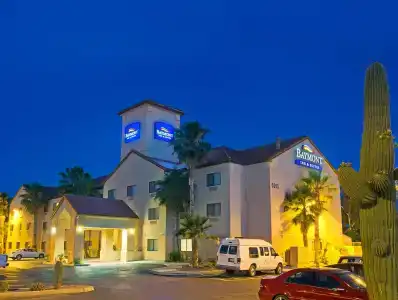 Baymont by Wyndham Tucson Airport - 21