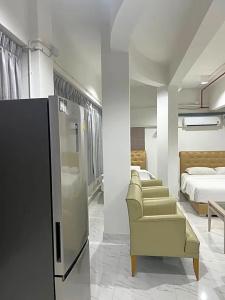 Mall Suites - 205