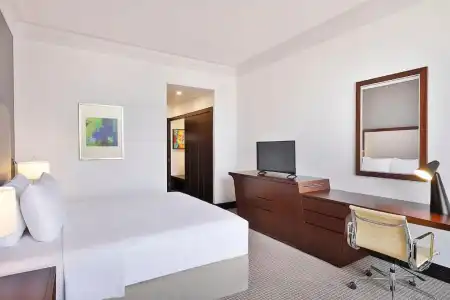 DoubleTree by Hilton Doha - Al Sadd - 34