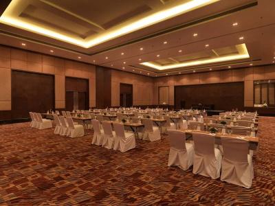 Taj & Convention Centre, Agra - 10