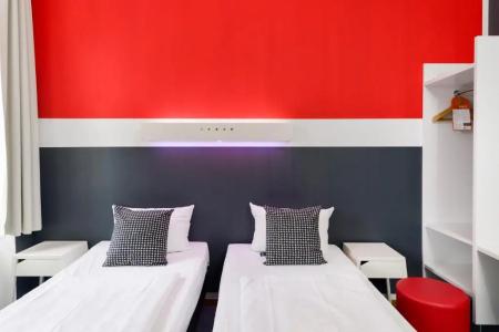 Old Town Hostel - 43