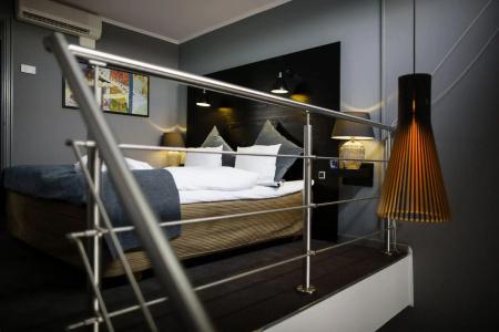Scandic Front - 15