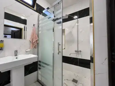 VM Hostel - 110