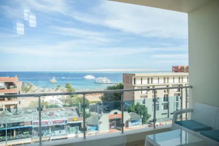Redcon Suites - 233