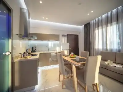 Elysian Suites - 24