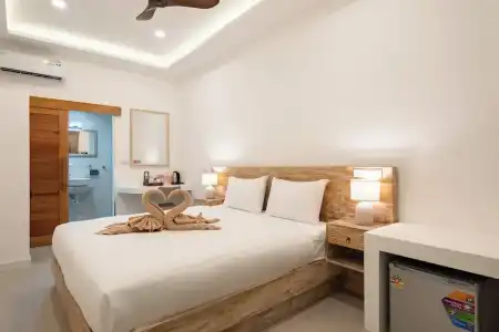 Eden Bungalows - 11