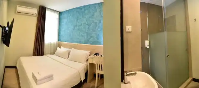 Pantai Inn - 41