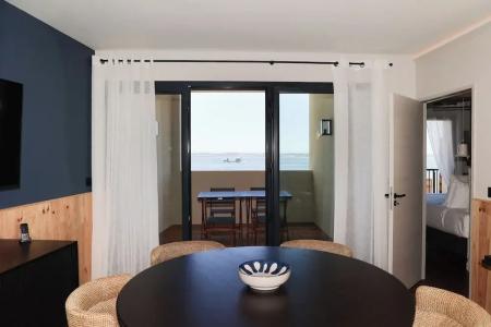 Les Vagues Hôtel & Spa - 57