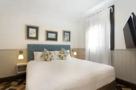 Cremorne Point Manor - 2