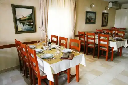 Villa Royal Apartments - 28