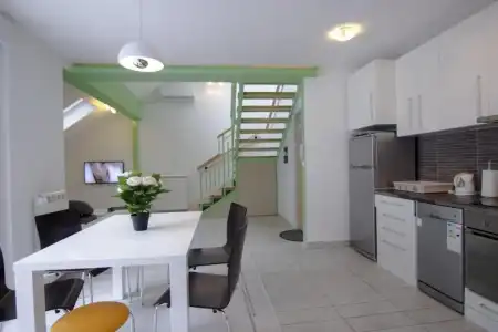 Central Park Residence Guest House - 118