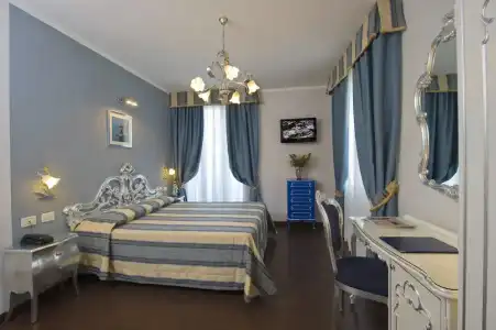 Viktoria Palace - 81