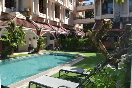 The Top Patong Resort - 13