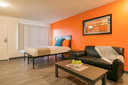 Crossland Economy Studios - Albuquerque - Northeast - 18