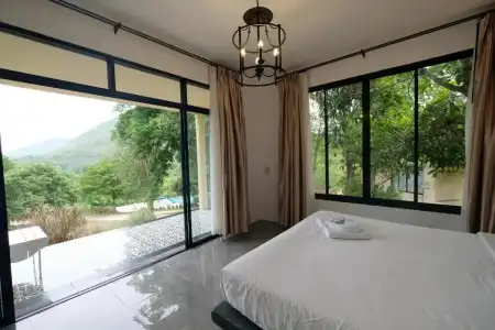 Hi - Scene Resort - 122