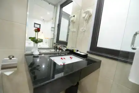 Blue Hanoi Inn City - 76