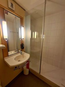 Ibis Marseille Centre Gare Saint Charles - 51