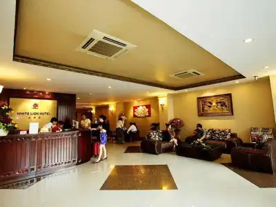 Premium White Lion - 21