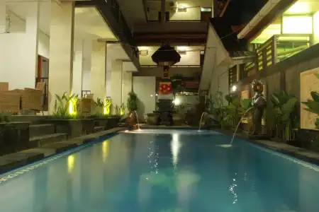 D'gaduh Suite Kuta - 18