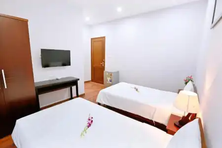 Gold House - 29