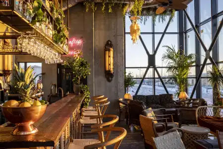 The Greenhouse - 14