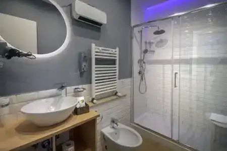 B&B Sorrento Queen - 68