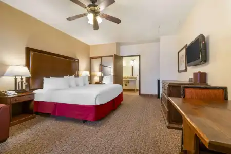 Best Western Plus Hacienda Old Town - 45