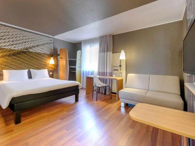 Ibis Berlin Mitte - 19