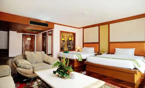 Baumanburi Patong - 10