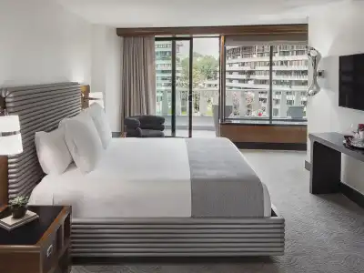 The Watergate - 73