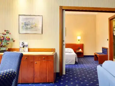 Mercure Astoria Reggio Emilia - 38