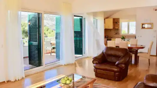 Apartment 3 Beaches With Free Parking - 5
