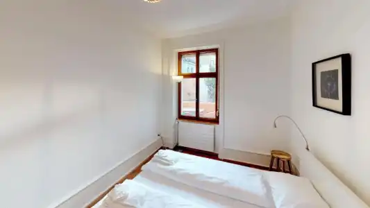 Unique Serviced Living at Airport Line - 31