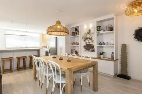 Bay Royal Apartments - 255