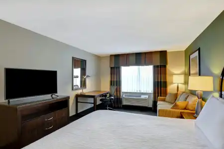 Hilton Garden Inn Green Bay - 28