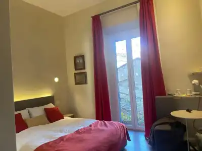 The Roman Empire Guesthouse - 141