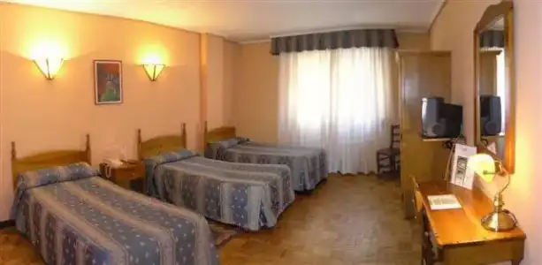 Hostal San Glorio - 40