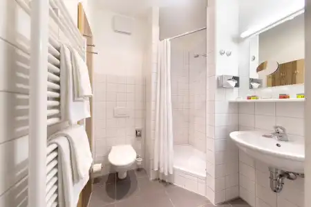 AMH Airport-Messe-Hotel - 44