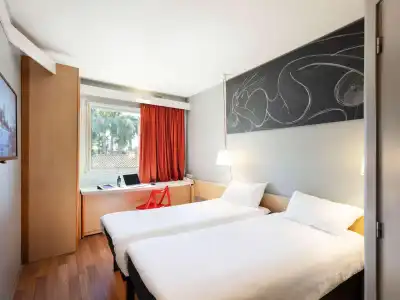 ibis Sevilla - 3