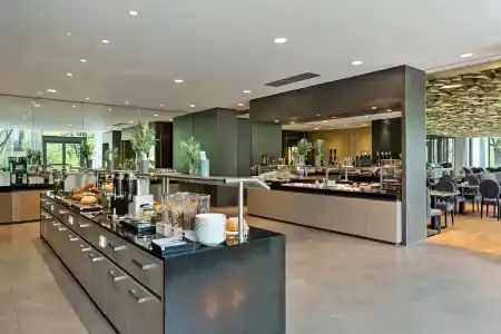 DoubleTree by Hilton Vienna Schonbrunn - 25