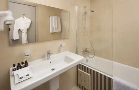 Ramada Plaza Tunis - 8