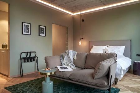 Gekko House, Frankfurt, a Tribute Portfolio - 114